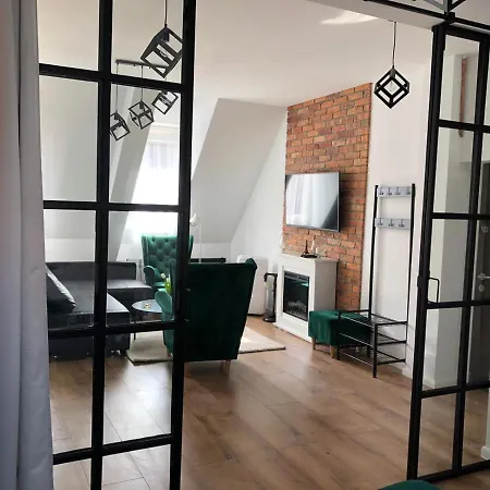 Zielone Fotele Starowka アパート *