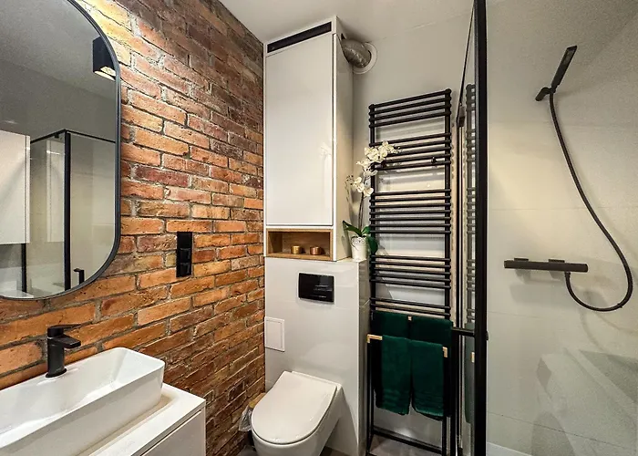 Zielone Fotele Starowka Apartment